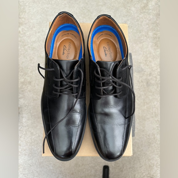 CLARKS Whiddon Pace Black Leather, Size Mens 10, EUC, Dress shoes - Picture 3 of 13